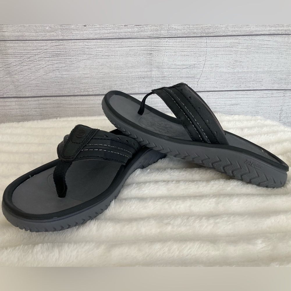 Clarks | NWOT Mens Wesley Post Tac System Sandals - Picture 2 of 6